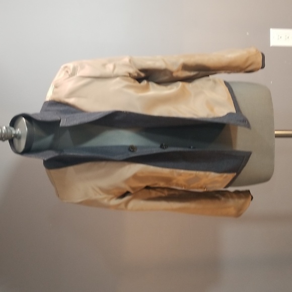 Harve Benard blazer. Tag removed . Grey aprox size 10 feels wool blend - Picture 9 of 11